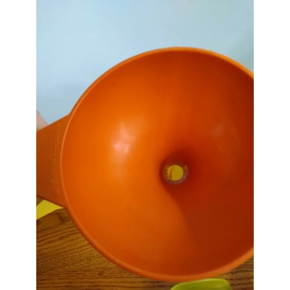 Tupperware lot #1200 strainer #1227 funnel #878 scoop #779 egg strainer#878 tea